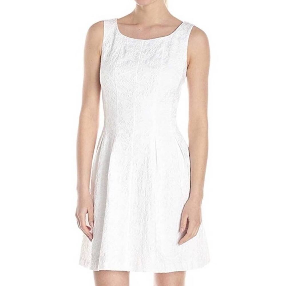 Just Taylor White Jacquard A-Line Lace Mini Dress Size 6 Small